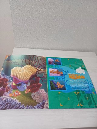 Álbum cromos Buscando a Nemo Panini