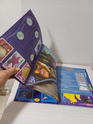 Álbum cromos Buscando a Nemo Panini