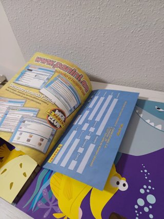 Álbum cromos Buscando a Nemo Panini