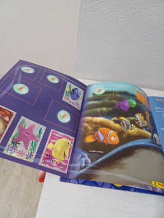 Álbum cromos Buscando a Nemo Panini