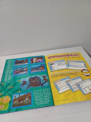 Álbum cromos Buscando a Nemo Panini