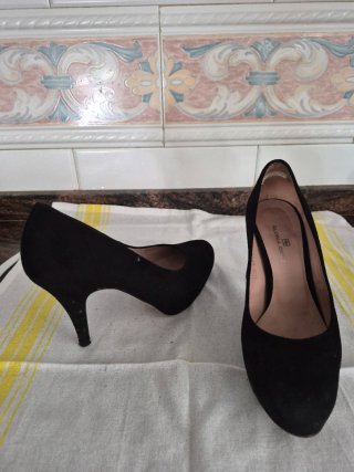 Tacones Gloria Ortiz Negros Talla 38