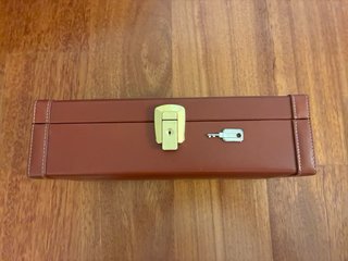 Estuche para relojes con llave