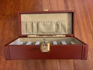 Estuche para relojes con llave