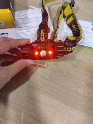 Nitecore HC50 Linterna Frontal