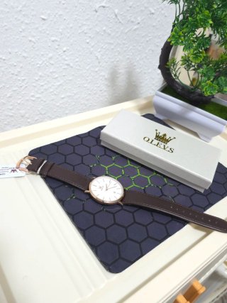 Reloj OLEVS Hombre Marrón y Dorado