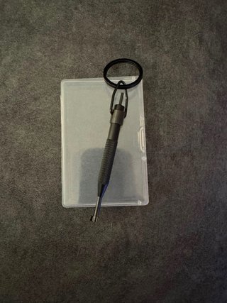 Llave grillete para tarjetas