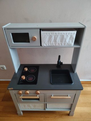 Cocinita de juguete SILLTRUT