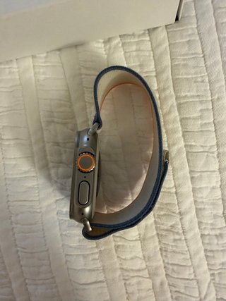 Apple Watch Ultra 2 titanio