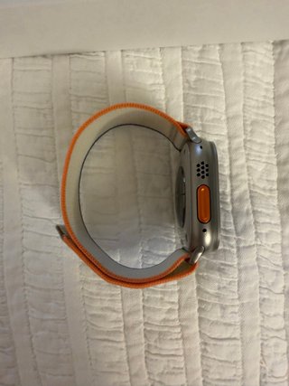 Apple Watch Ultra 2 titanio