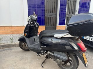 Kymco Like 49cc Scooter Negra