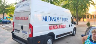 Servicio de mudanzas y portes