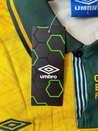 Brazil Football Jersey Yellow Green Umbro Size L
