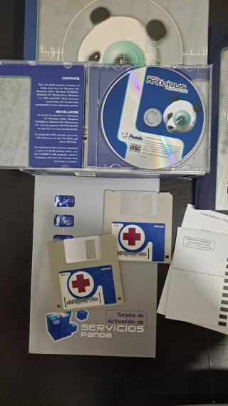 Panda Antivirus Platinum CD + Guía