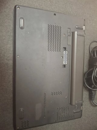 Lenovo ThinkPad X240 i5 SSD 120GB + Doble Batería