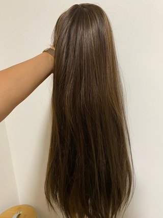Peluca castaña con flequillo