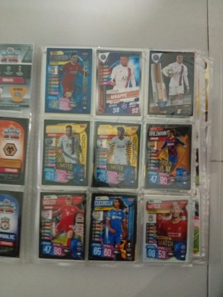 Álbum con +250 cromos fútbol exclusivos