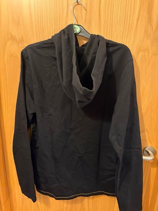 Sudadera con capucha y diseño de bloques de color