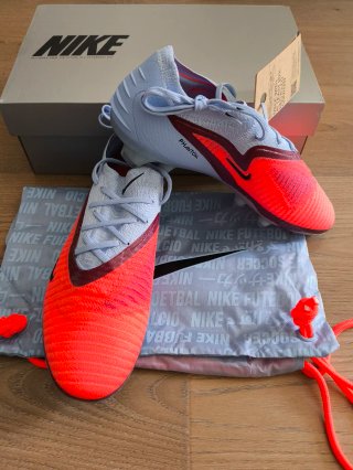 Botas fútbol Nike Phantom 6 low elite fg talla 42