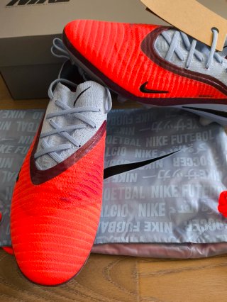 Botas fútbol Nike Phantom 6 low elite fg talla 42