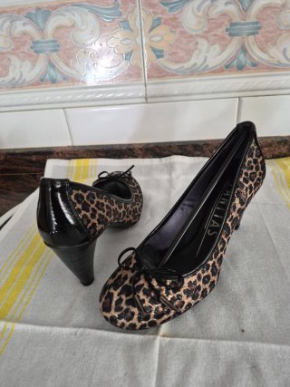 Zapatos de tacón leopardo talla 38