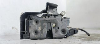 CERRADURA PUERTA DELANTERA DERECHA FORD FOCUS C-M