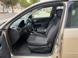 Ford Mondeo 2002