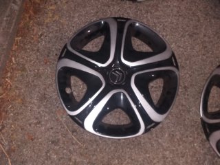4 Tapacubos Citroën C3 Aircross R16