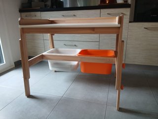 Escritorio infantil IKEA