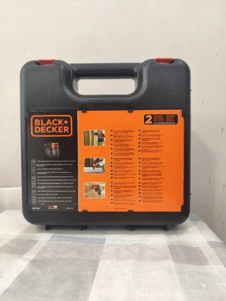 Taladro BLACK+DECKER 710W