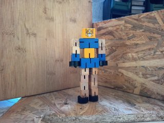 Transformers de madera hechos a mano