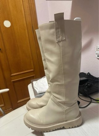 Botas altas beige