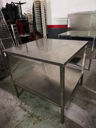 Mesa de acero inoxidable industrial CENTRAL