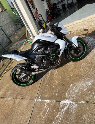 Kawasaki Z750-VENTA O CAMBIO