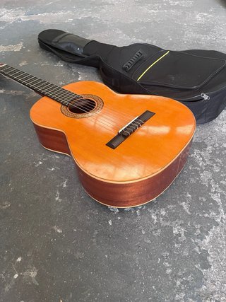 Admira Sevilla Estudio Guitarra Clásica