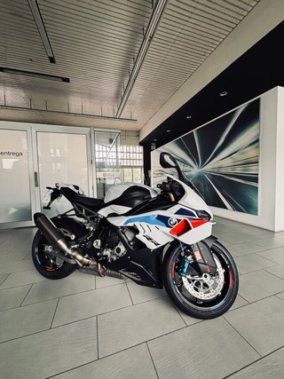 BMW S1000RR paquete M 2025 - 600 km - Full Extras