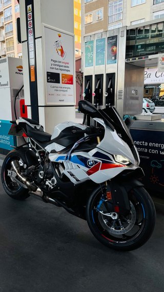 BMW S1000RR paquete M 2025 - 600 km - Full Extras