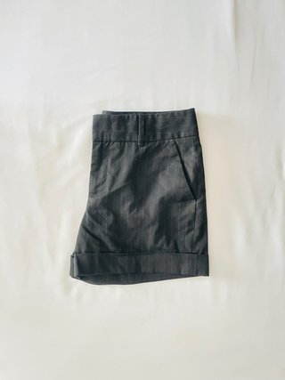 Shorts Zara Basic Gray Pinstripe XS