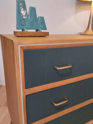 CÓMODA MID CENTURY.