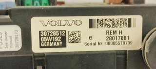 CAJA RELES / FUSIBLES VOLVO XC90 2.4 D5 163 4X4 3