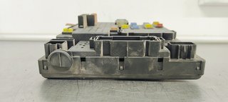 CAJA RELES / FUSIBLES VOLVO XC90 2.4 D5 163 4X4 3
