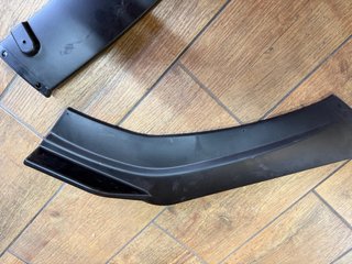 Spoiler Coche Negro