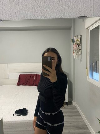 Top Shein manga larga negro