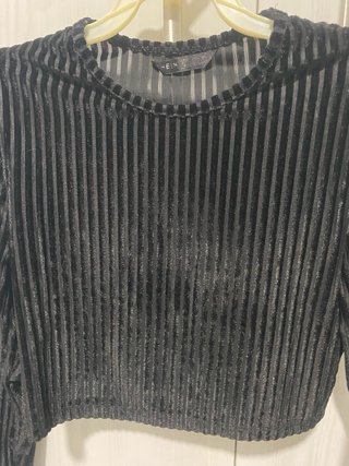 Top Shein manga larga negro