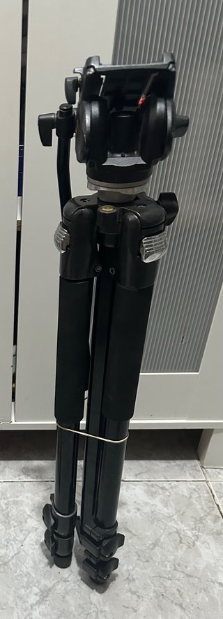 Trípode profesional Manfrotto