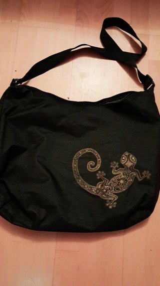 Vendo Bolso  o intercambio por productos tuyos