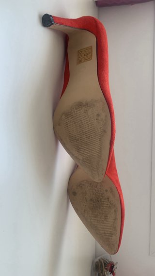 Tacones Rojos Puntiagudos