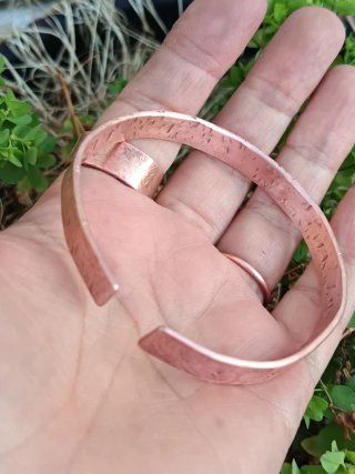 Pulsera de cobre artesanal