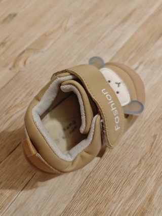 Zapatos de bebé talla 21 y 23