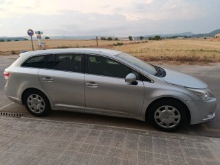 Toyota Avensis 2011